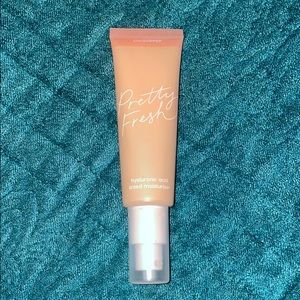 Colourpop pretty fresh tinted moisturizer